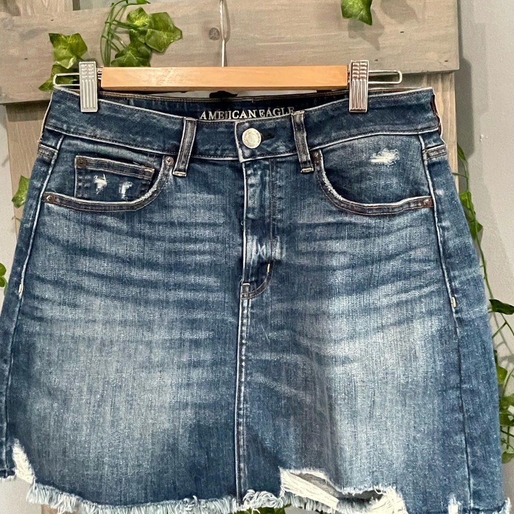 American Eagle Distressed Mini Skirt- Size 10